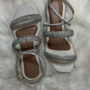 Rasteira Megan Branco-Prata