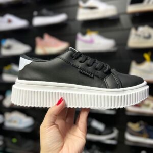 Arezzo Casual Preto Plataforma