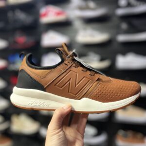 New Balance Caramelo