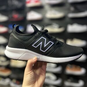 New Balance Preto