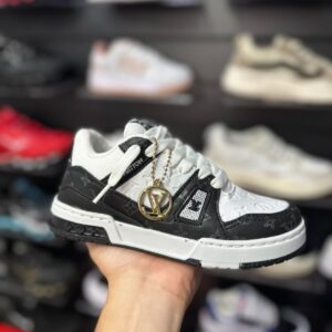 Louis Vuitton Trainer Preto e Branco Infantil